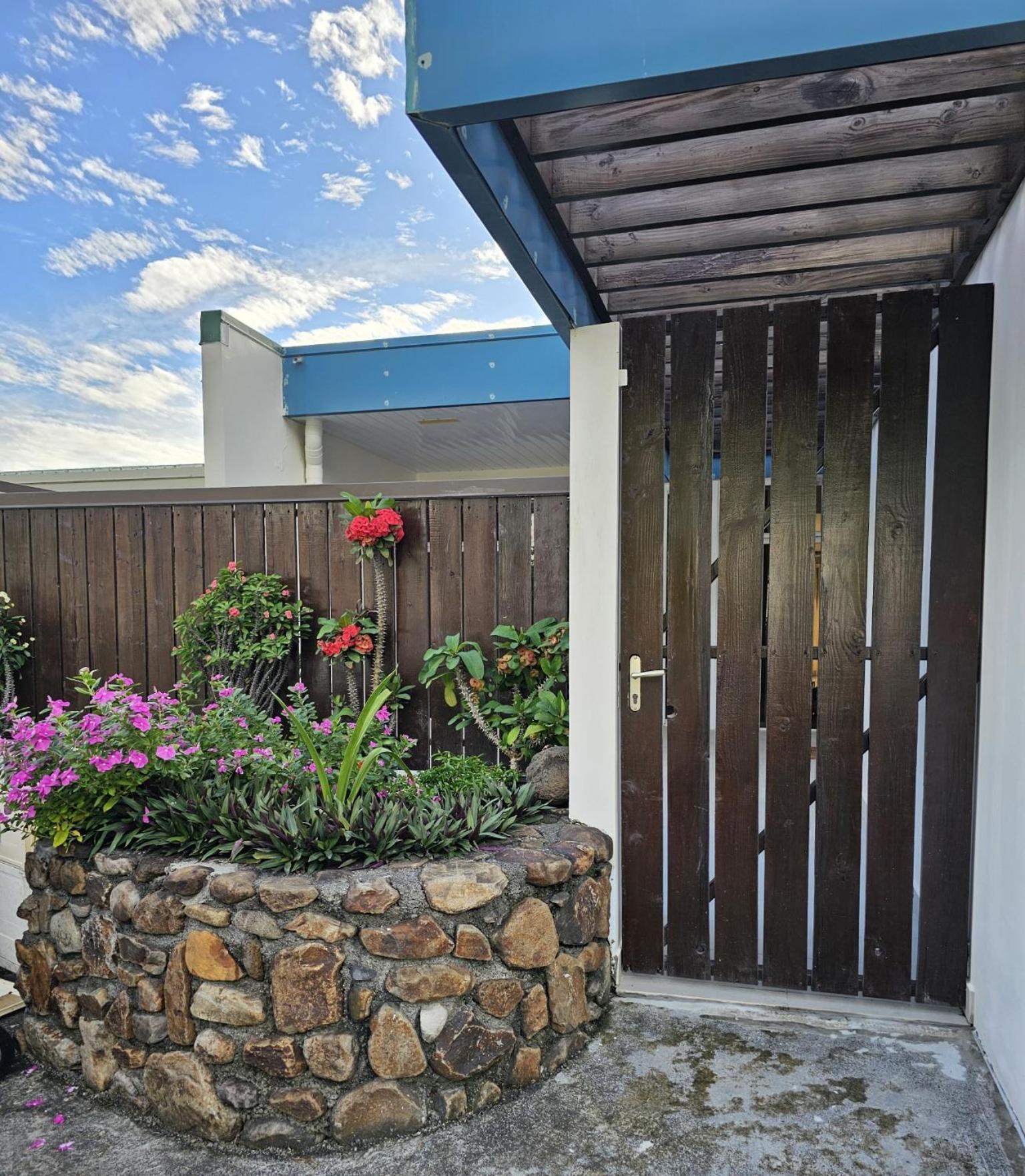 فيلا Cozy House In A Private Complex Paea المظهر الخارجي الصورة